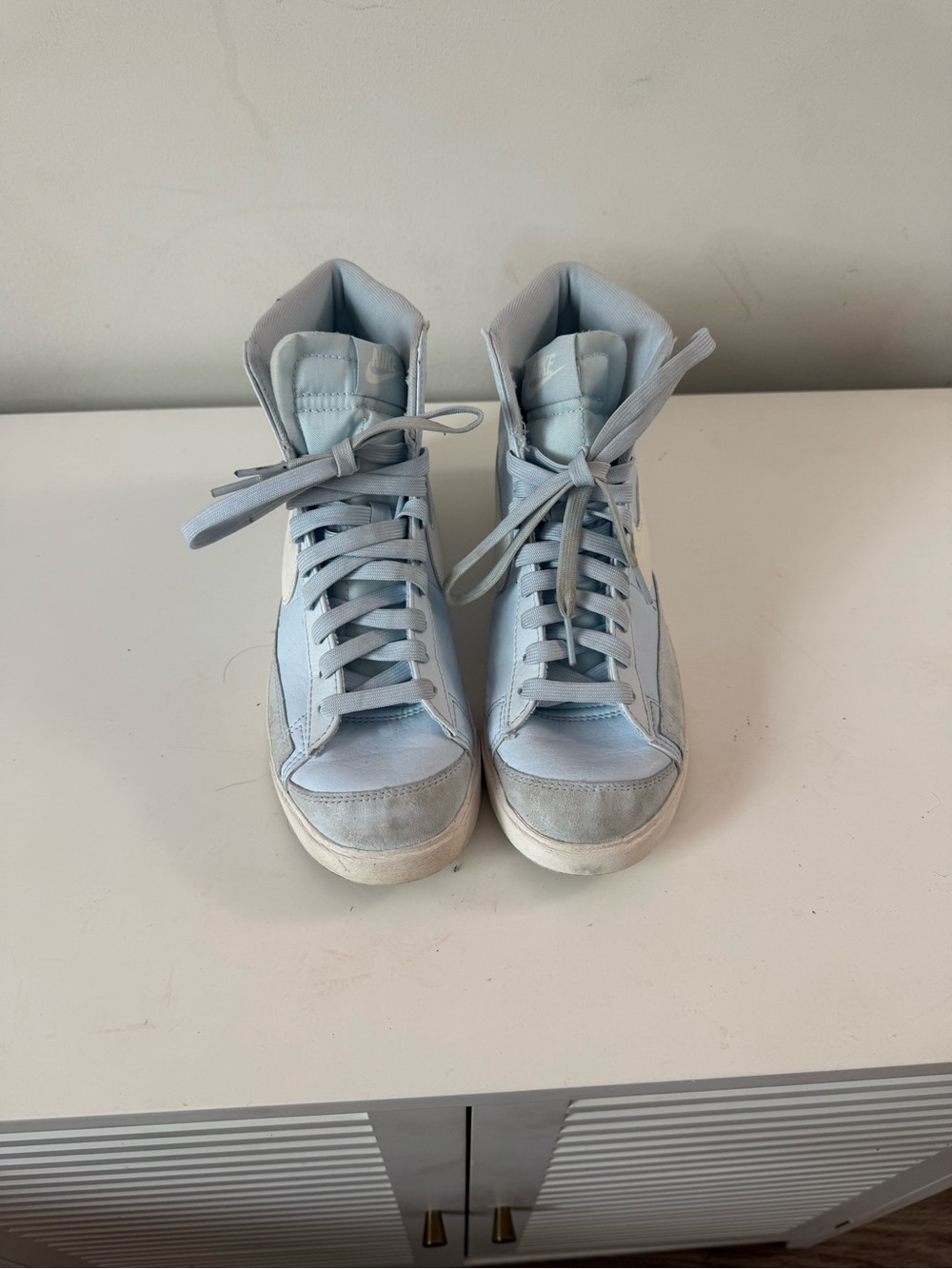 Nike Women's Light Blue High-Top Sneakers